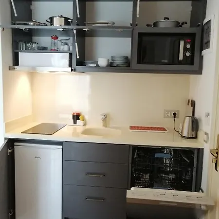 Channel Aparthotel