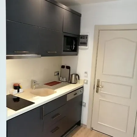 Hotel apartamentowy Channel